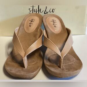 Style & Co Woman’s Wedge Sandals Size 7 M New